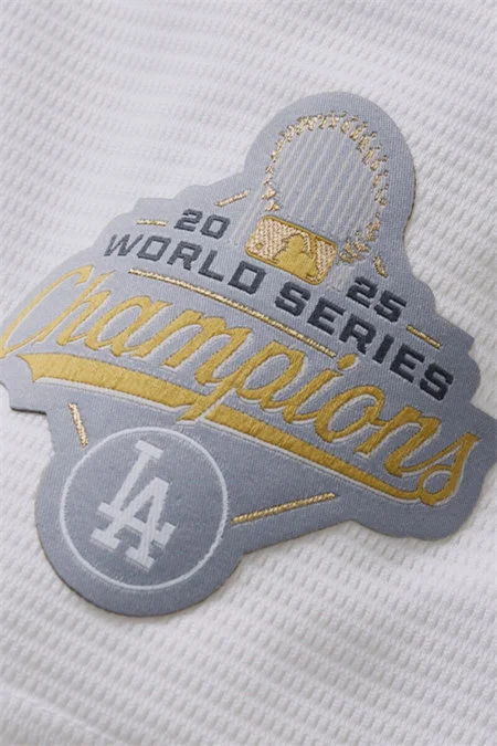 Dodgers 2026 ‘Gold Collection’ jersey Dodgers 2026 ‘Gold Collection’ jersey