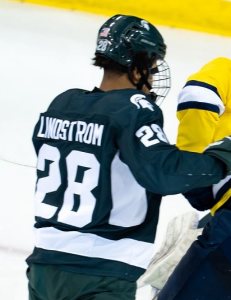 Michigan State Spartans #28 Cayden Lindstrom 2024 Green Hockey Jersey